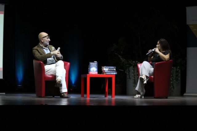donato-carrisi-e-alessandra-tedesco-sul-palco