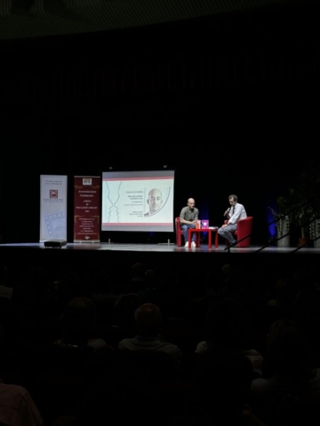 francesco-costa-e-simone-spetia-sul-palco