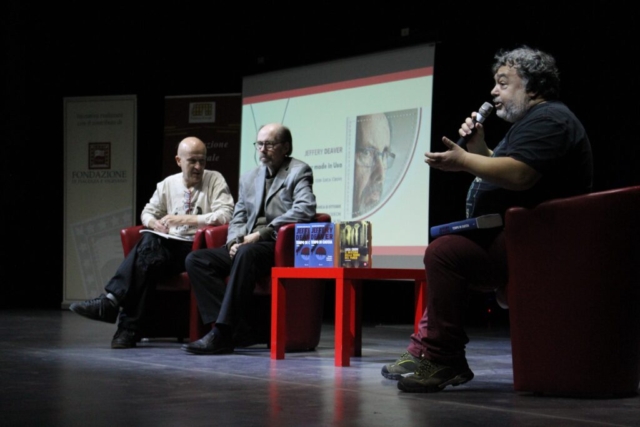 jeffery-deaver-luca-crovi-e-seba-pezzani-1